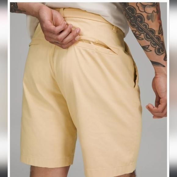 Lululemon Commission Classic-Fit Short 9" Oxford In Prosecco / White Size 30 - Picture 6 of 13